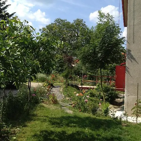 Orli Hnizdo At Chateau Novak Oda ve Kahvaltı Křivoklát